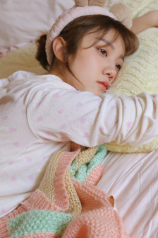 小龙女只感觉哪支巨大的火龙枪